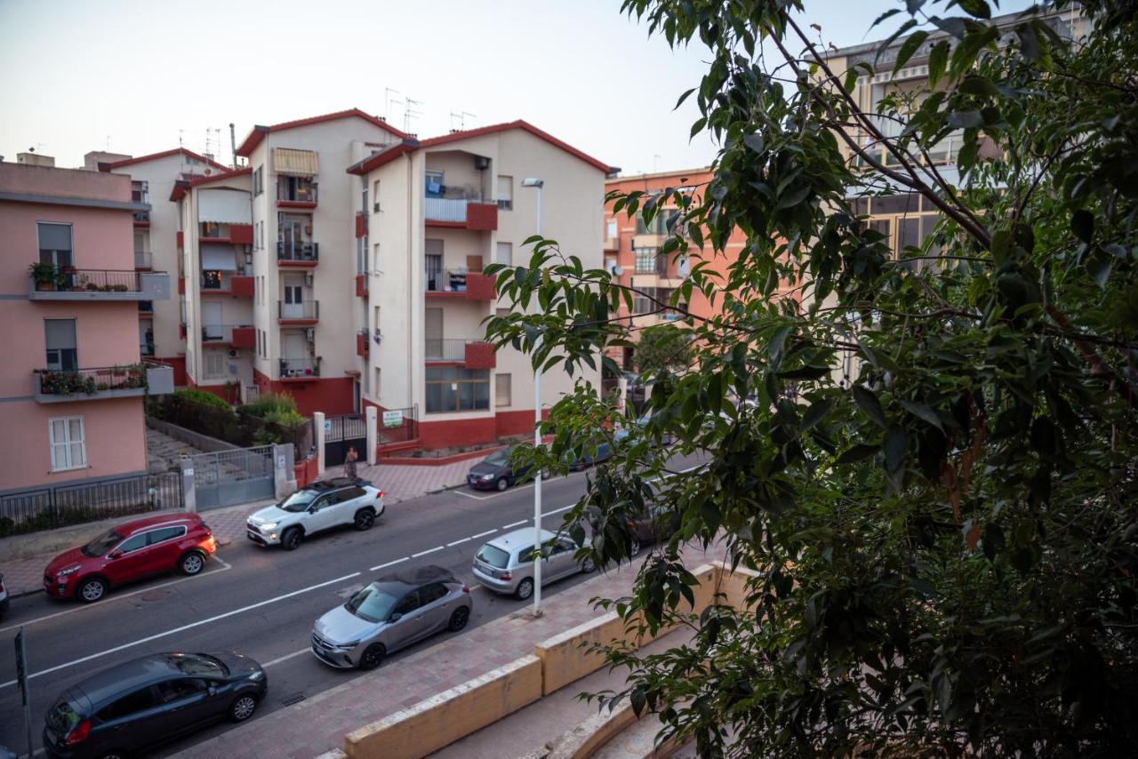 Carramba! Che Room Cagliari Eksteriør billede