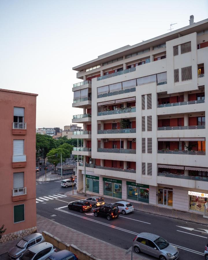 Carramba! Che Room Cagliari Eksteriør billede