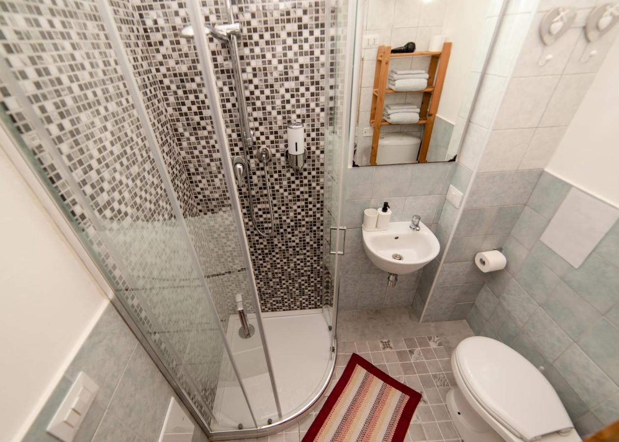 Carramba! Che Room Cagliari Eksteriør billede